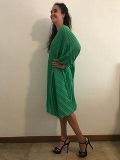 Vestido Curto Plissê Crepe Verde na internet