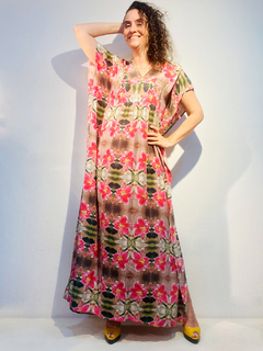 Vestido Kaftan Class Crepe de Seda Lirio Rosa - comprar online
