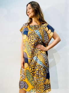 Vestido Kaftan Curto Cetim Yellow on internet