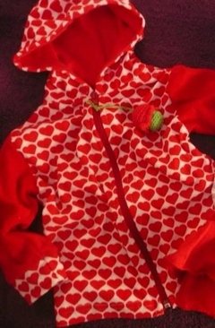 Campera Camperita Towel con Corazones Rojos - comprar online