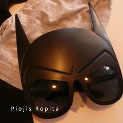 Set conjunto disfraz remera batman manga corta con mascara lentes de sol en internet