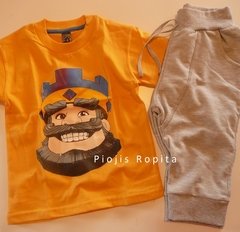 Set conjunto Clase Royale remera amarilla y babucha