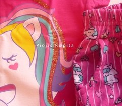 Remera manga corta de Unicornio fuscia - comprar online