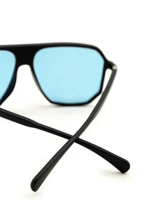 Imagen de LENTES DE SOL VULK HARRY LIMITED EDITION VULK MBLK/CR51