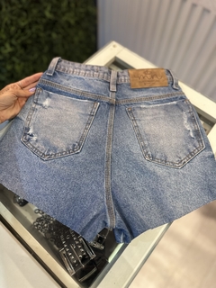 short bicolor suave premium na internet