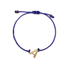 Pulseira letra A fio de seda - comprar online