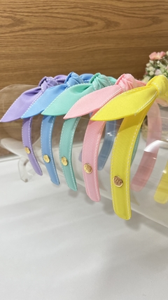 Tiara Turbante tons candy colors na internet