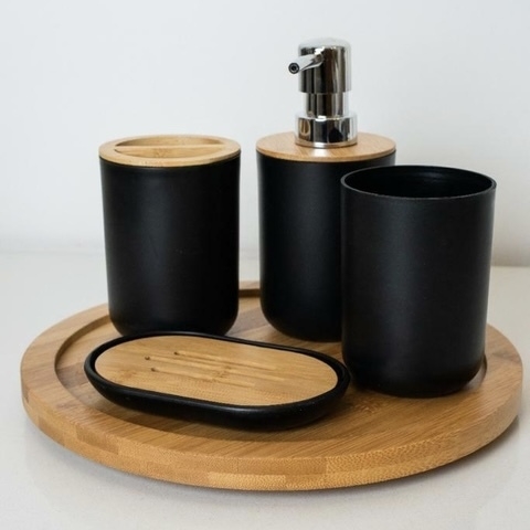 SET DE BAÑO NORDICO CON BAMBU - BLANCO Y NEGRO