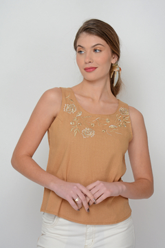 Musculosa OLIVO con flores bordadas de lino (5914) - comprar online