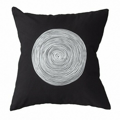 Almohadon Espiral 50x50cm NEGRO 100%c/relleno