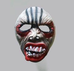 Máscara Orco dientes sangre