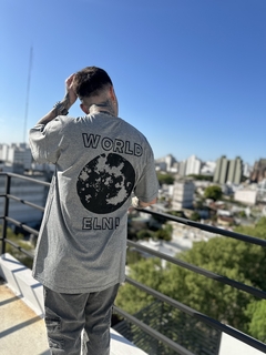 Remera WORLD oversize - tienda online