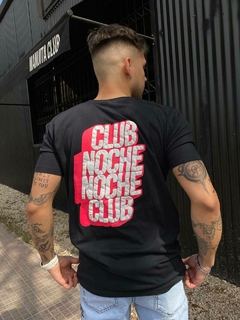 remera CLUB NOCHE elastizada