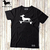 Remera perro salchicha en skate - comprar online