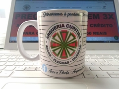 Caneca Harpias - Arqueria Curitiba - comprar online