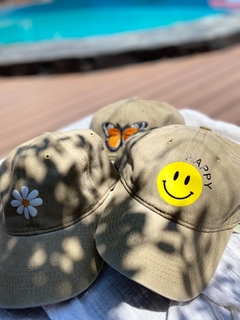 Cap beige diseños - tienda online