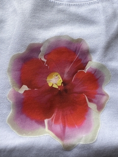 Remera Una Flor DTF - comprar online