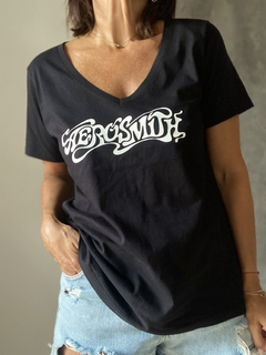 Remera Nueva linea Rock Aerosmith - Natalia Dubinsky Customizacion de prendas y Objetos