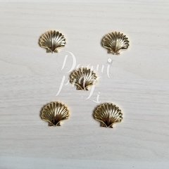 Mini Aplique Concha Dourada
