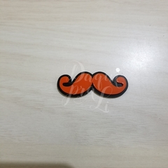 BIGODE BITA ACRILICO