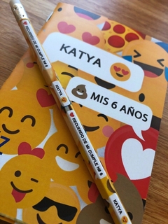 COMBO MINI LIBRETITAS PERSONALIZADAS CON LÁPIZ NEGRO EMOJIS POR CANTIDAD