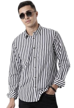 Camisa August Negro en internet