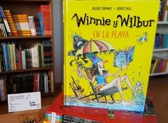 Winnie y Wilbur en la playa