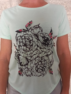 Remera Flower - comprar online