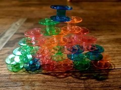 24 Bobinas plástico colores en internet