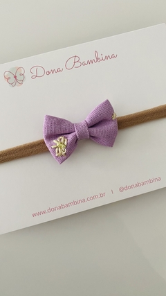 Laço Linho Lilás Bordado Borboleta - Dona Bambina - Tiaras e Laços