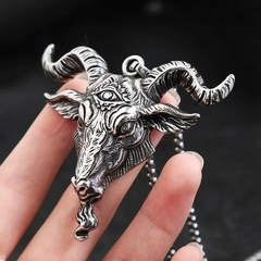 Collar Baphomet XL en internet