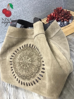 Bolsa Mandala Top Style Areia em Couro na internet