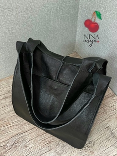 Bolsa Saco Style em Couro - NinaCereja