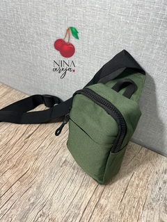 Bolsa e Pochete Nylon Transversal Unissex - NinaCereja