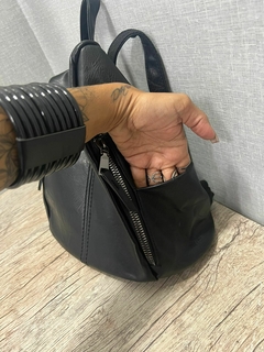 Bolsa e Mochila Clin Nova na internet