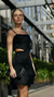 Vestido curto crepe de acetato bordado a mão Metropolitan - comprar online