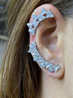 Ear cuff e piercings triângulos cristal na internet
