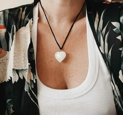 Collar corazón - Cuarzo blanco - Mejora el animo y brinda seguridad emocional