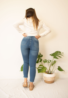 Jeans Miami Con Tachas en internet