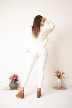 Imagen de Jeans Bombay Bordado Blanco