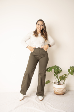 Jeans Harlem Verde Con Tachas en internet