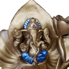 Incensário flor de lotus dourado  com ganesha azul  10x11cm em resina pintura a mão com adorno - comprar online