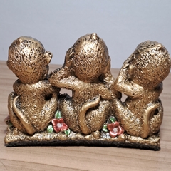 trio de macacos M01 10x20cm em gesso com adornos