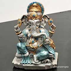Ganesha sentado dourado MOD 01 resina 13cm resina com adorno