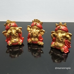 Trio de Ganesha Mini Cega Surda Muda M0D 03 6cm em gesso com adorno