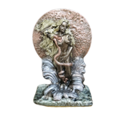Deusa Lilith 20cm em resina a força feminina produto artesanal