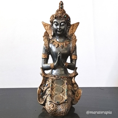 Buda ajoelhado  25cm gesso e adorno MOD 02