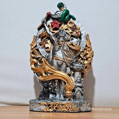 Deusa Arádia a Rainha das Bruxas 33cm em gesso com adorno G02