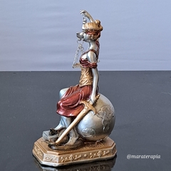 Deusa Themis (têmis) deusa da Justiça 18cm em resina