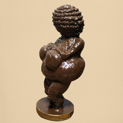 Vênus De Willendorf (deusa De Willendorf) 12cm em Gesso I maraterapia C